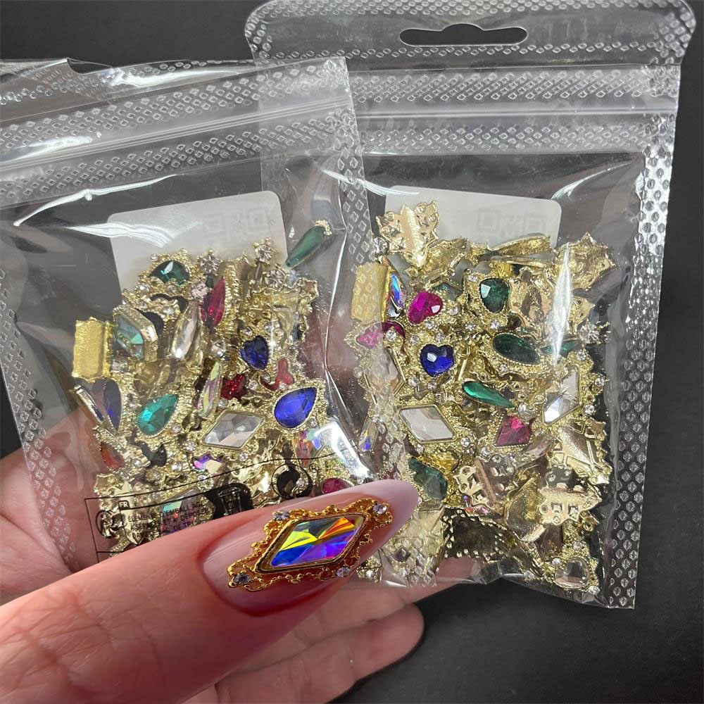60PCS Mix Nail Art Rhinestones - Nail Art Valentines Day recension och pris